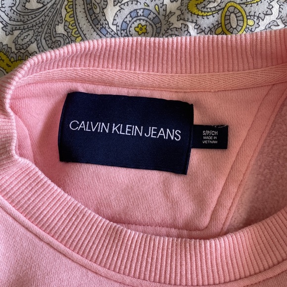 FINALE SALE Pink Calvin Klein pullover sweater - Picture 6 of 7
